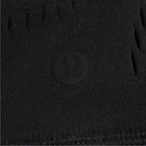 Lululemon Racerback V-Neck Sports Bra Lasercut Black Size 6 - Picture 1 of 9